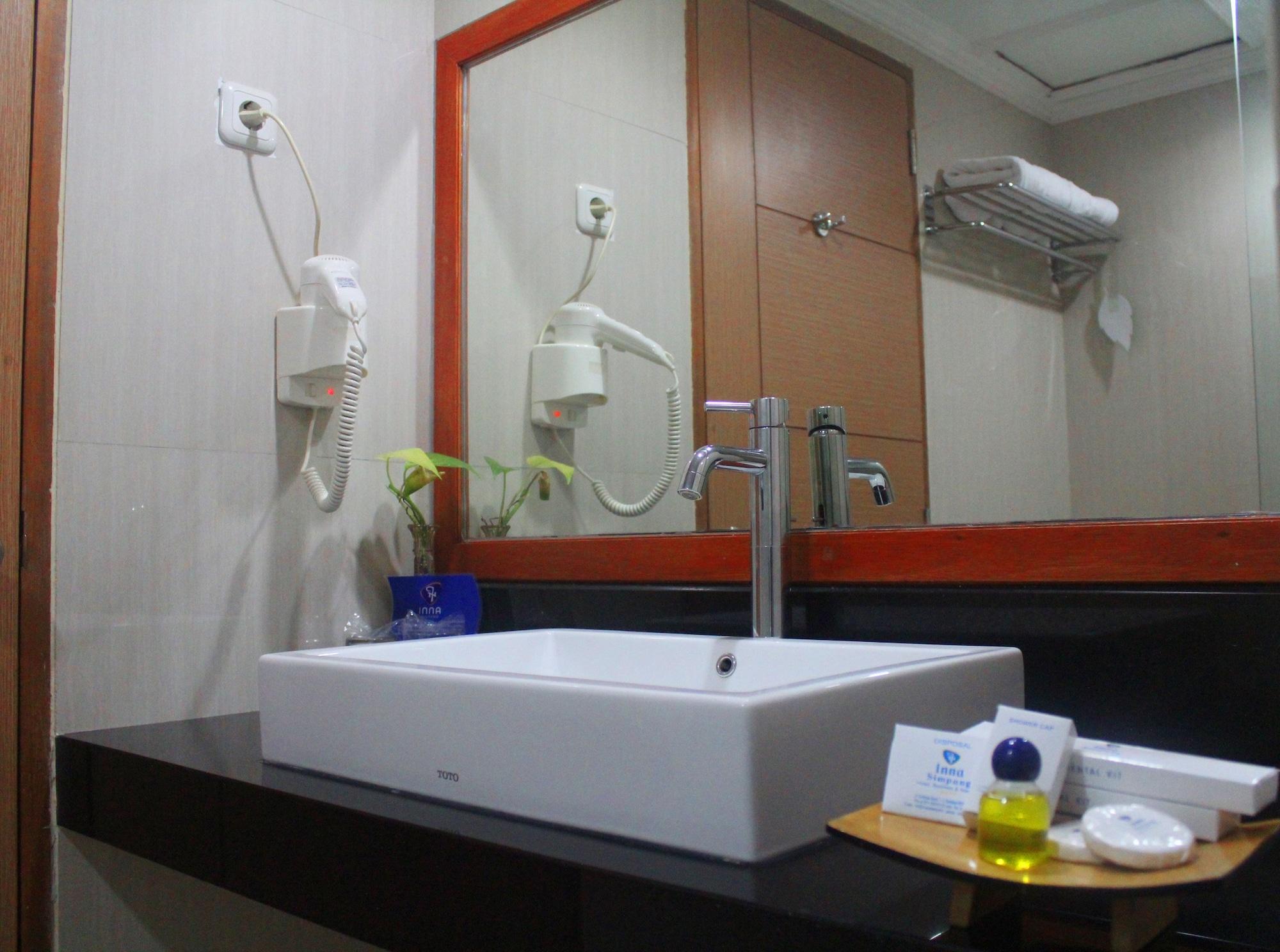 Grand Inna Tunjungan Hotel 4*